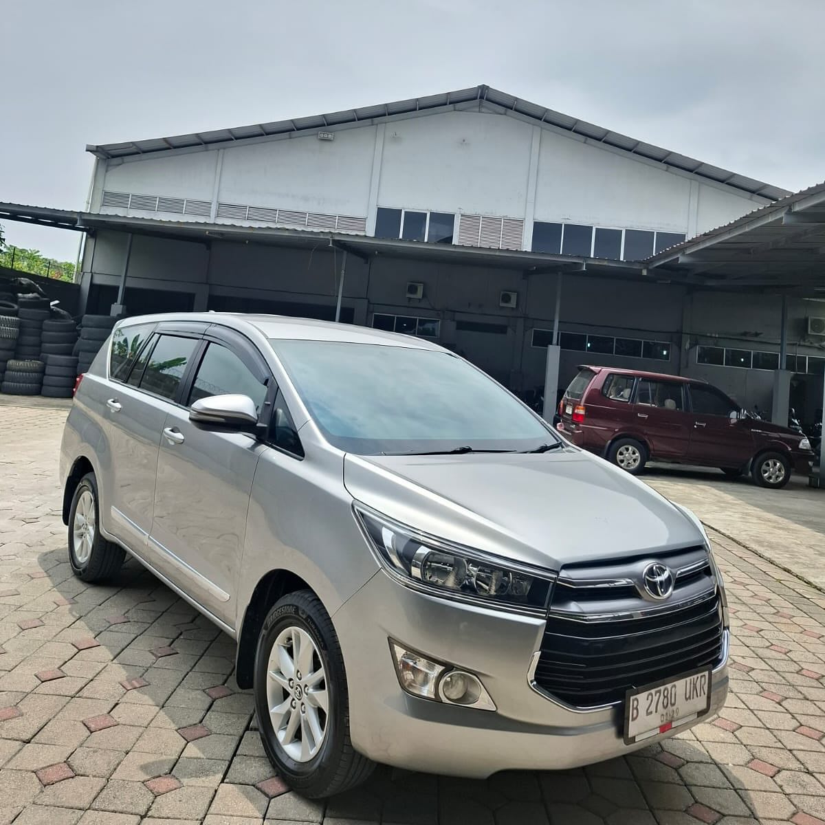 INNOVA 2.4 G A/T 