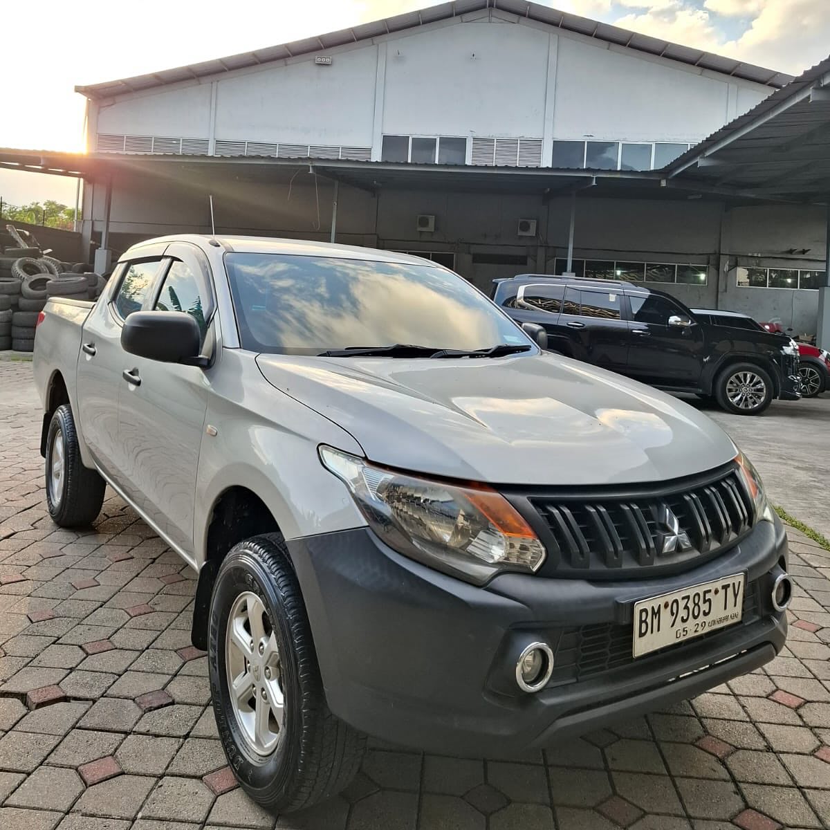 TRITON HDX DC 4X4 MT 