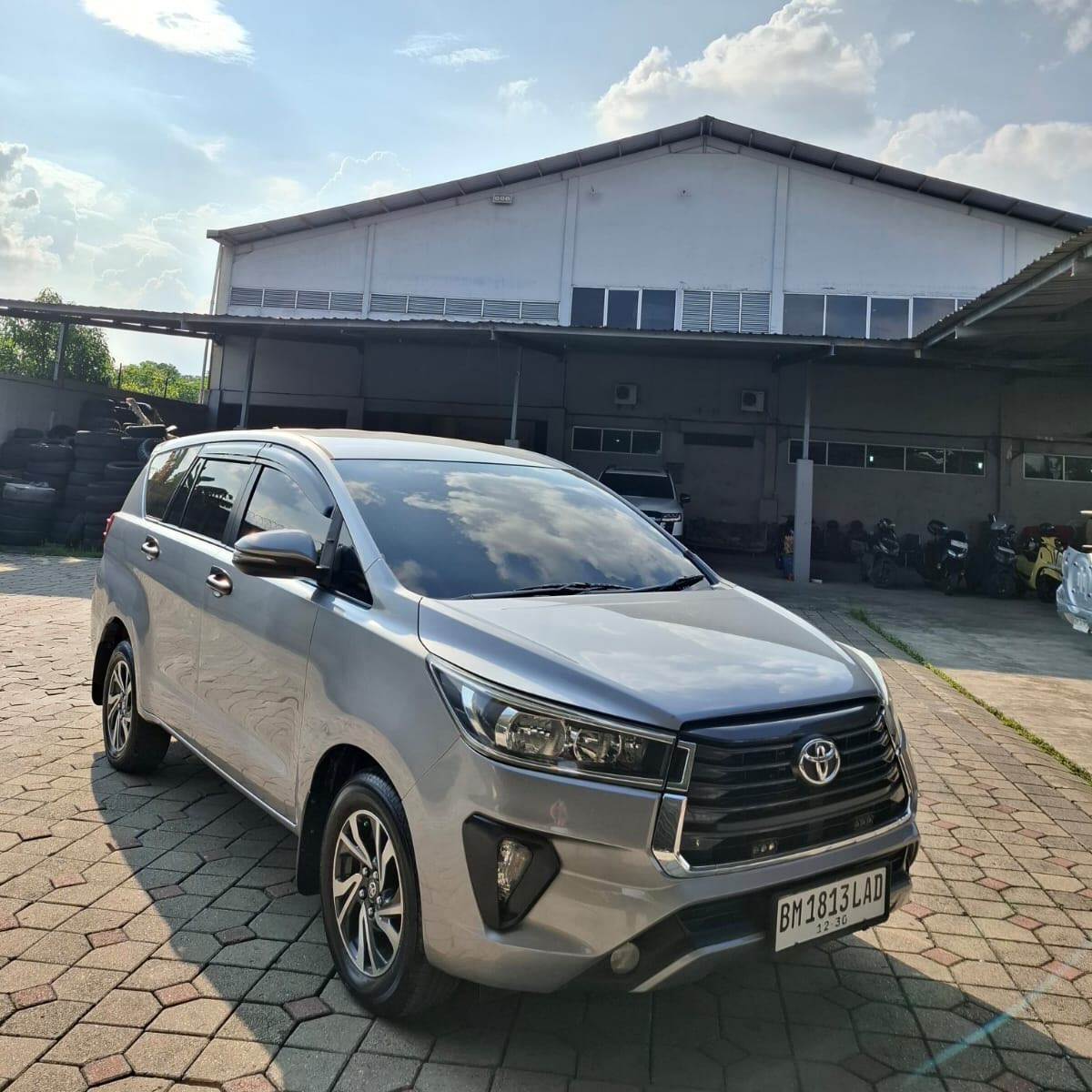 INNOVA 2.4 G FACELIFT 